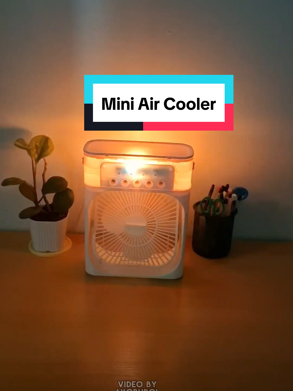 3 in 1 USB Mini Portable Fan Humidifier Mist Fan  #aircooler #mistfan #humidifier #portablefan  #summeressentials #creatorsearchinsights 
