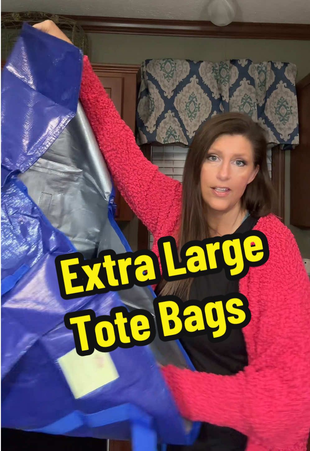 CasaBella 24 Gallon Extra Large Foldable Moving Bags can be used for so many things!  They’re massive (27