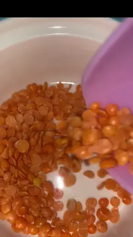 Dr. Upasana's DIY High Pigmentation Removal | Homemade Remedy | 1 Month Challenge Description: Tired of stubborn pigmentation and uneven skin tone? Try this Dr. Upasana-inspired DIY homemade remedy and take the 1-month challenge for clear, glowing skin! + Benefits: Reduces high pigmentation & dark spots Evens out skin tone naturally Gives radiant, glowing skin go from this glowing skin! + Benefits: melasma em casa! 