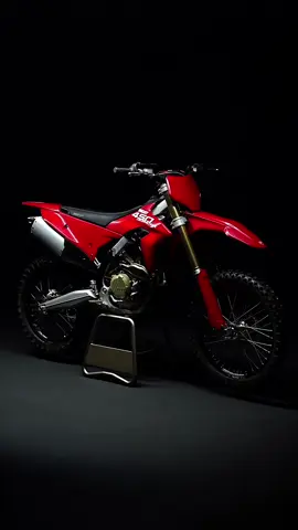 The new Desmo450 MX is designed to offer absolute freedom of movement, with fluid surfaces, taut lines and extreme compactness. Its design is not just aesthetics: it is speed, grip, and responsiveness. A motorcycle without compromise. Check out all the design details of the new Ducati Desmo450 MX at Ducati.com #ducati #dirtbikes #Desmo450MX