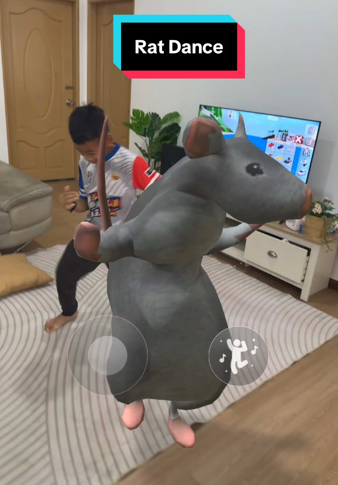 Rat Dancing 🐀🕺🏼 #ratdance #roblox #robloxfyp #fun 