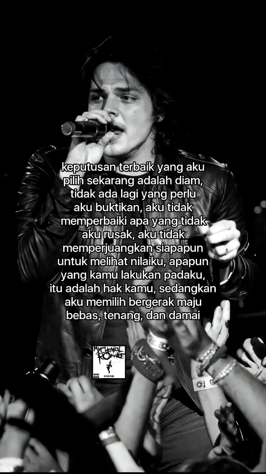 secara tidak sengaja perkataan itu membuatku sadar, terima kasih #foryou #foryoupage #mcr #mychemicalromance #gerardway #theworldisugly #theworldisuglymcr 