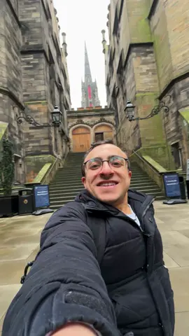 تخيل ان دي تبقي الجامعة بتاعك 🏴󠁧󠁢󠁳󠁣󠁴󠁿#arezk #traveltiktok #travelwithrezk 