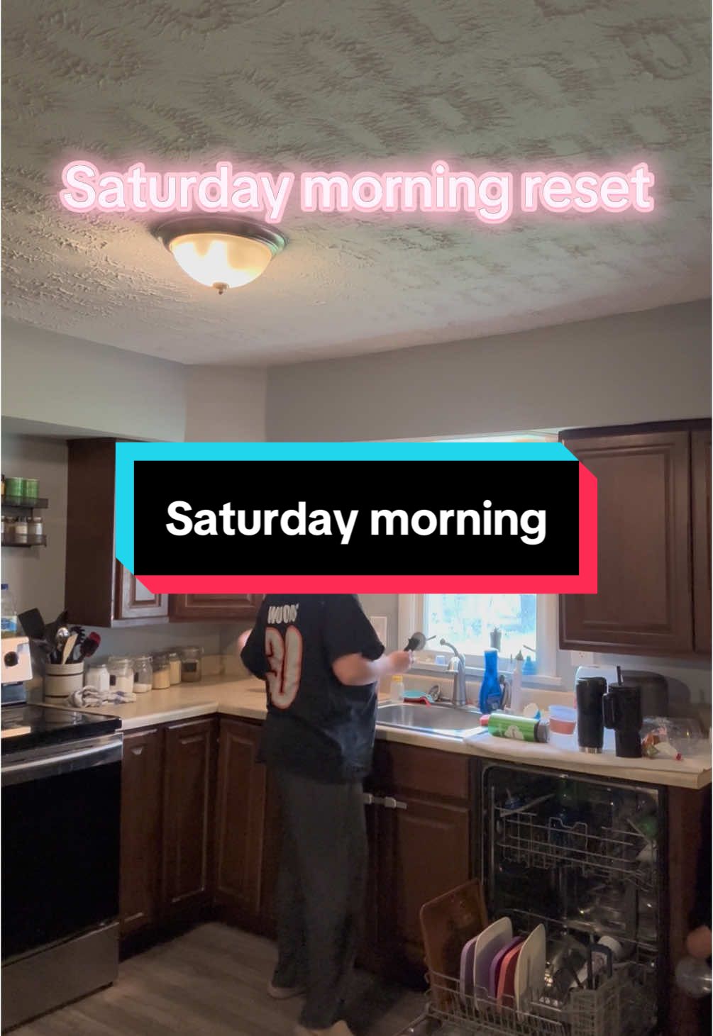 Just a quick Saturday morning reset. Dishes, trash and make some breakfast! What do you do first when you wake up? #saturday #morningroutine #morningreset #sahm #boymom #mom #cleaning #dishes 