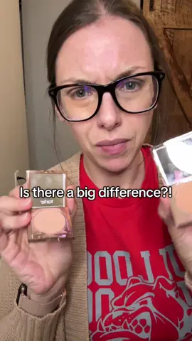 Honestly can hardly tell the difference in the colors of the light medium tarte under eye colored clay corrector versus the medium tan #tartecosmetics #undereyebags #undereyecircles #undereyeconcealer #darkcircles #undereyebags #undereyebagsbegone #concealerreview 