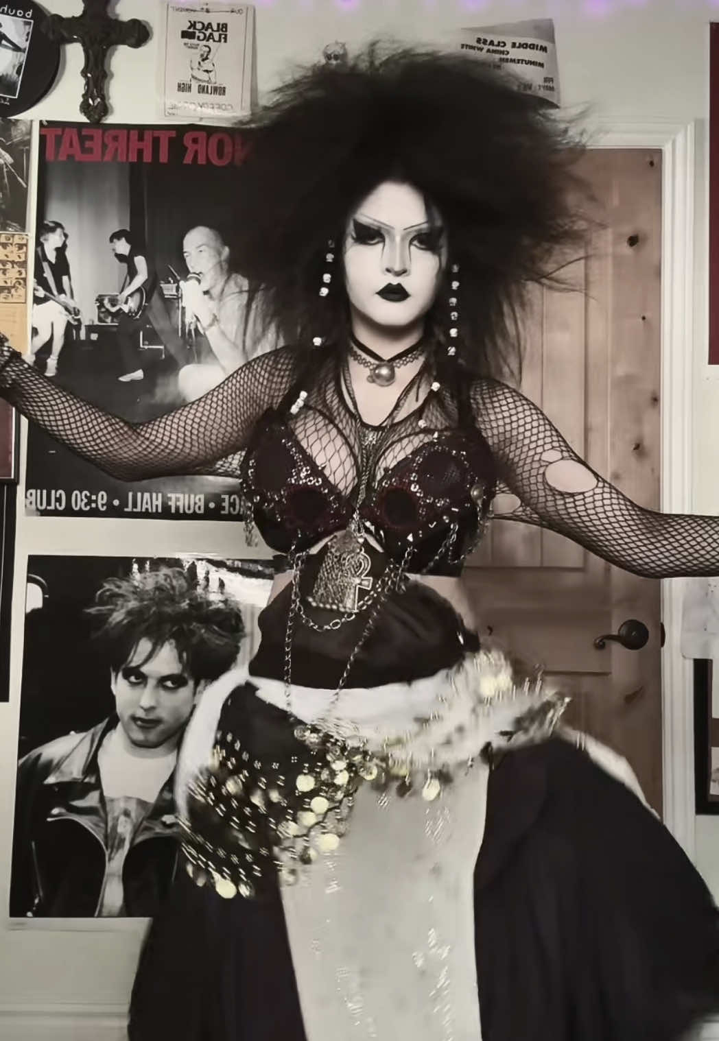 I saw another goth dance to this audio so as a goth belly dancer I had to do this trend  ##goth##tradgothmakeup##gothgirl##gothgirlsoftiktok##alternative##gothmusic##tradgoth##getreadywithme##punk##alt##gothtok##bellydance##belllydancer##darkfusionbellydance##darkfusion##traditionalbellydancing##gothbellydancer##camelbycamel#a#americantribalstyle