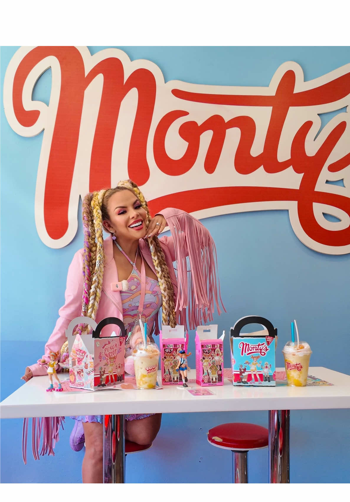 Thank you so much @POP MART US for having me 🍔 at the @peachriotofficial & @montysgoodburger  limited-edition collab menu Get your Peach Riot Meal, Peach Pie Shake and Spicy Peach & Habanero dipping sauce available for three days only at all Montys Locations !  Outfit: @Dolls Kill  Hair: @divadreads  #popmart #peachriot #montysgoodburger #burger #losangeles #california #blindbox