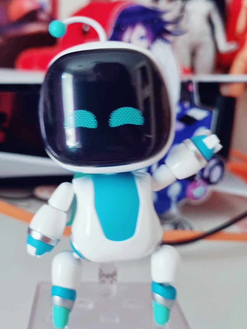 He sooo cute!!! #astrobot #astrobotnendoroid #nendoroid #playstationastrobot #nendoroidcollection #figurecollection 