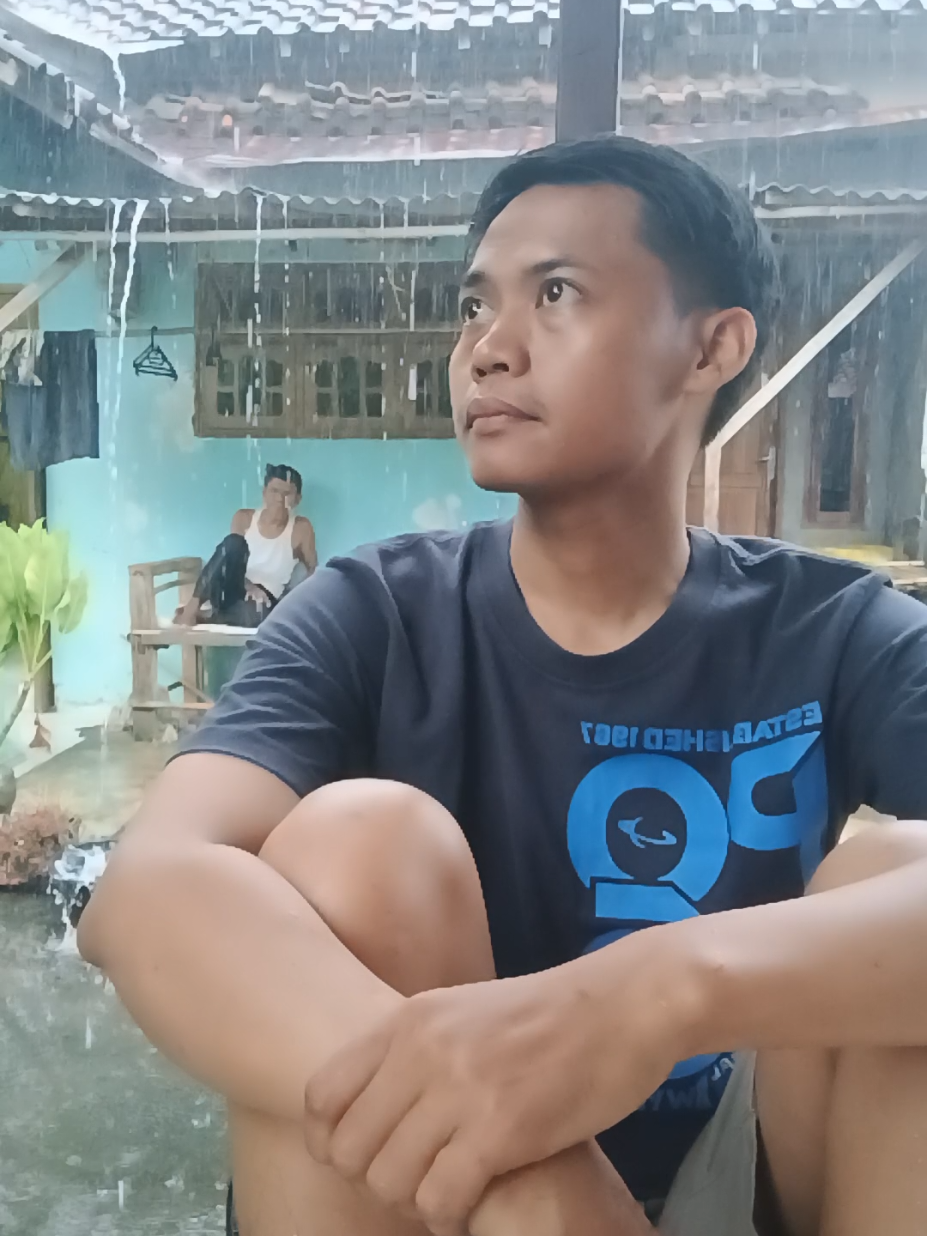 Nganggur ora due duit,kerja malah due utang 🫡#ngapak #tegal #brebes #katakata #kerja #duit @Irpos 