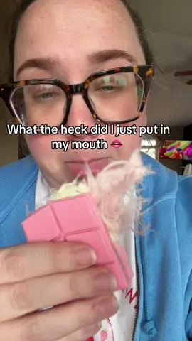 #angelhairchocolate #dubaichocolate #cottoncandy #asmr #oddlysatisfying #stuffedchocolate #candy #snack #tastetest #viralsnacks #fyp #asmrsounds #sugarbear #springtok 