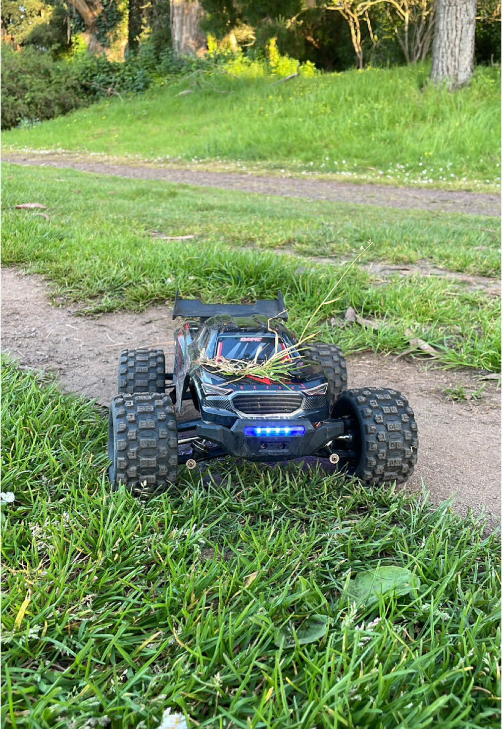Man ima start going to the beach more 😅 #rc #beach #beachvibes #beachday #fun #staytuned #mini #truck #trending #sunset #vibes #fyp #viral #fypシ #fypシ゚viral #foryoupage 