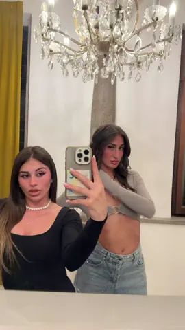 Nessuna delle due tiene il cuore rotto🤭 @CCC 