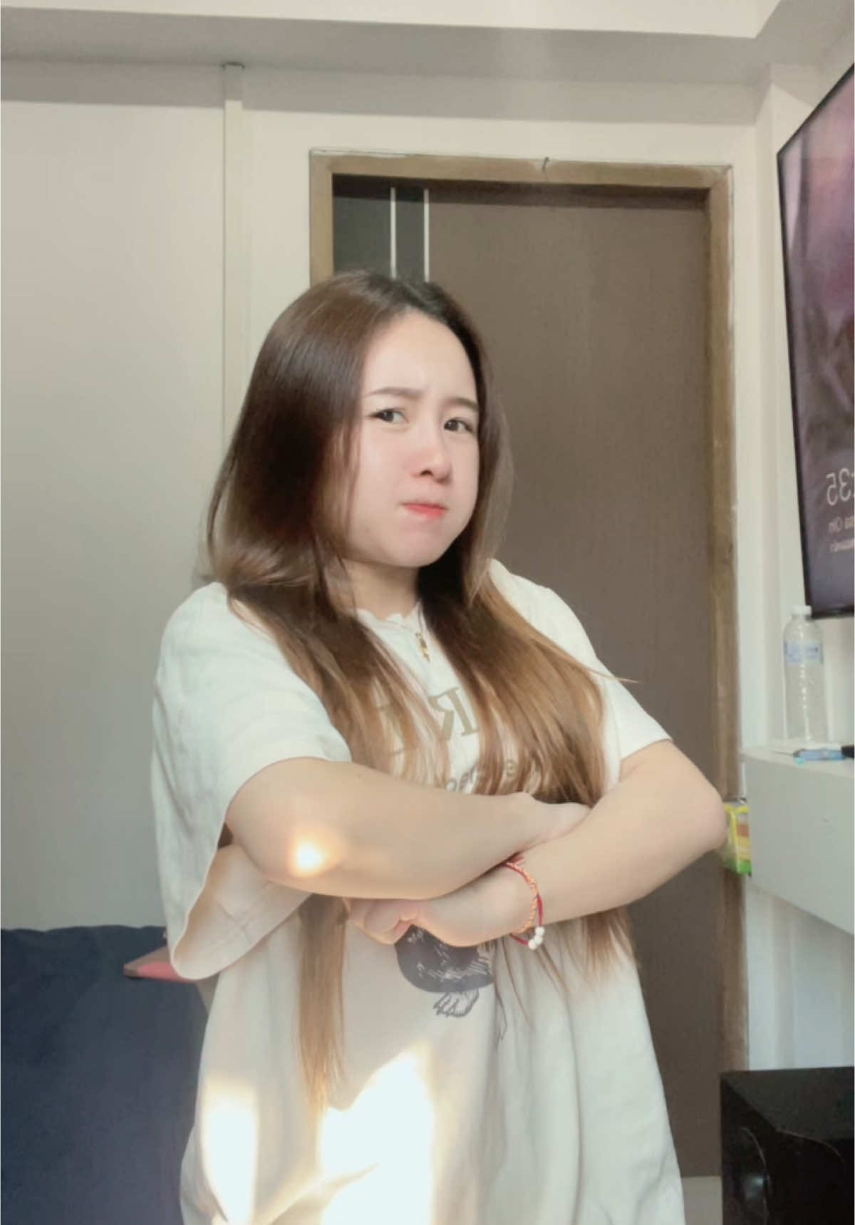 😶