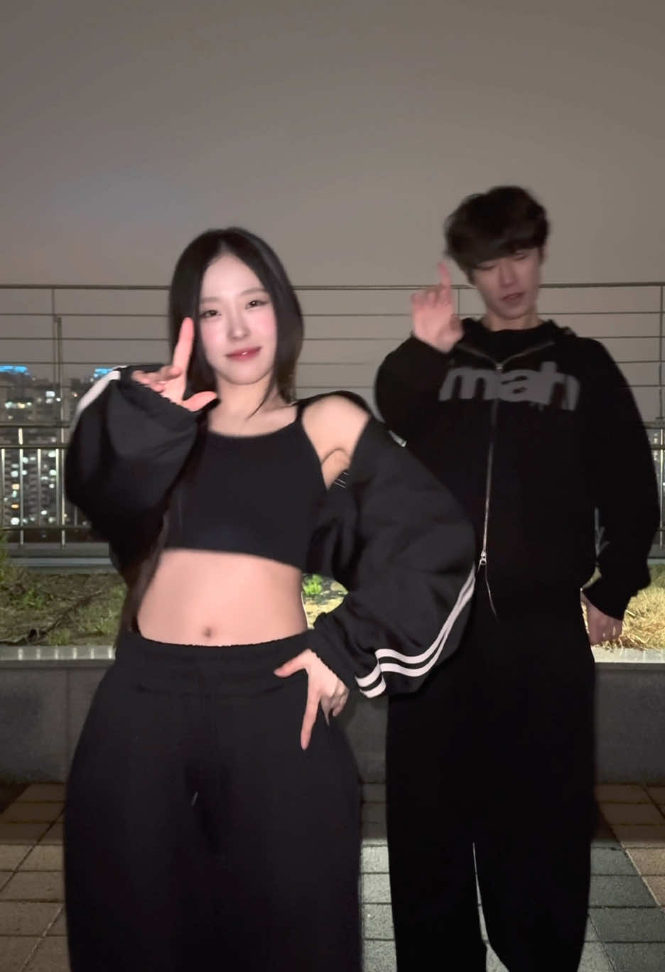 멋이란게 폭발한다…⭐️@JENNIE 