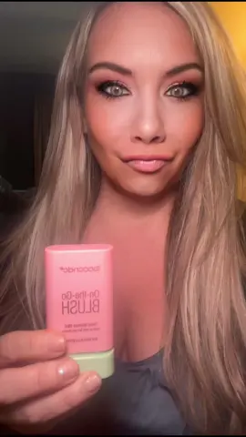 #creatorsearchinsights the best blush #blush #blushhack #stickblush #over40makeup #makeuptutorial #tiktokshoprestock #tiktokshopmothersday #tiktokshopmemorialday #springtok 