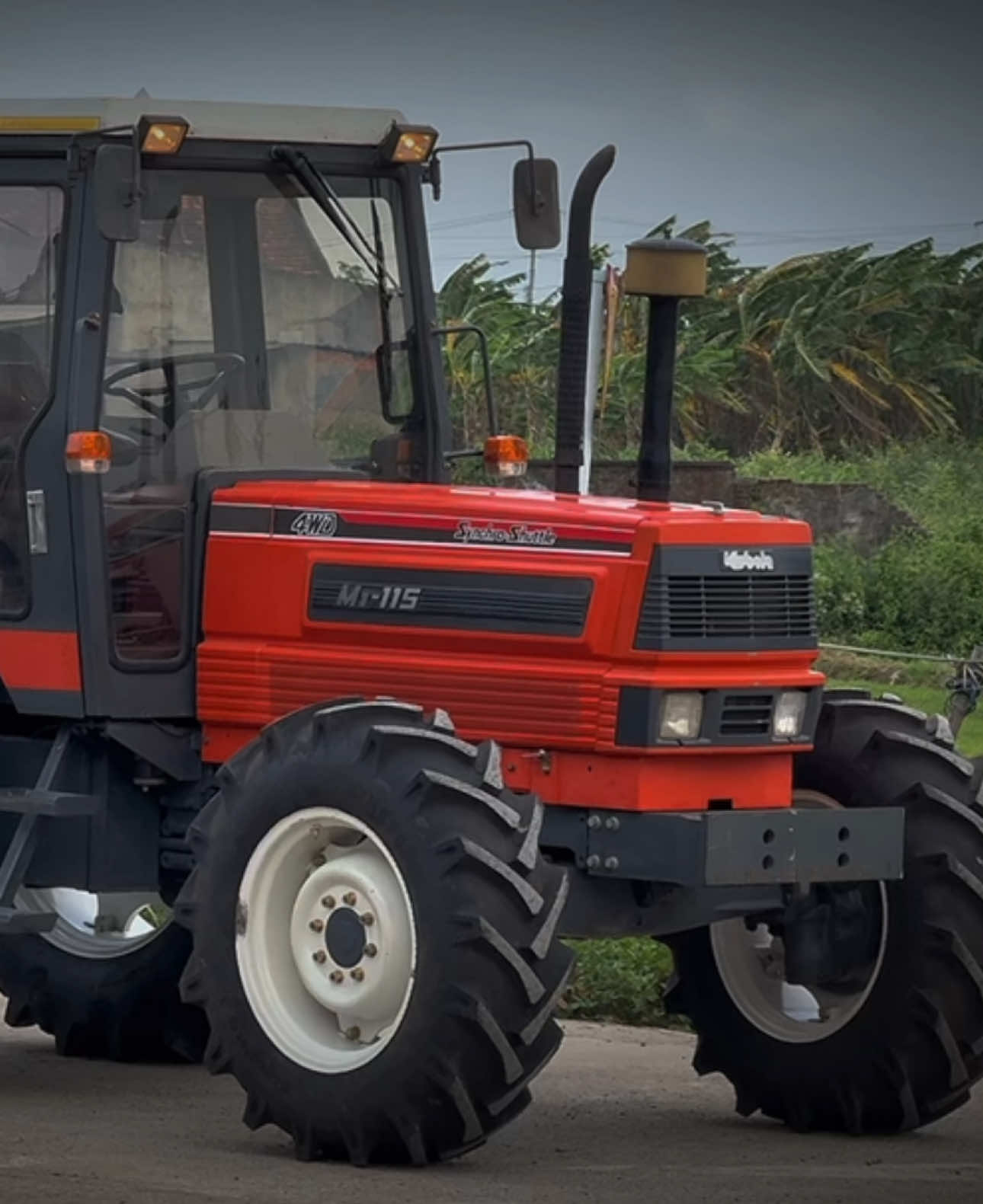 Máy kéo Kubota M1-115 bãi Nhật ❤️. ————————— 📍Nông ngư cơ Thành Hưng, Phước lộc 1, Hoà Thành, Đông Hoà, Phú Yên    ☎️ 0️⃣9️⃣0️⃣5️⃣2️⃣0️⃣0️⃣6️⃣9️⃣1️⃣#CapCut #xuhuong #maycay #kubota #kubotam115 #nongngucothanhhungpy 