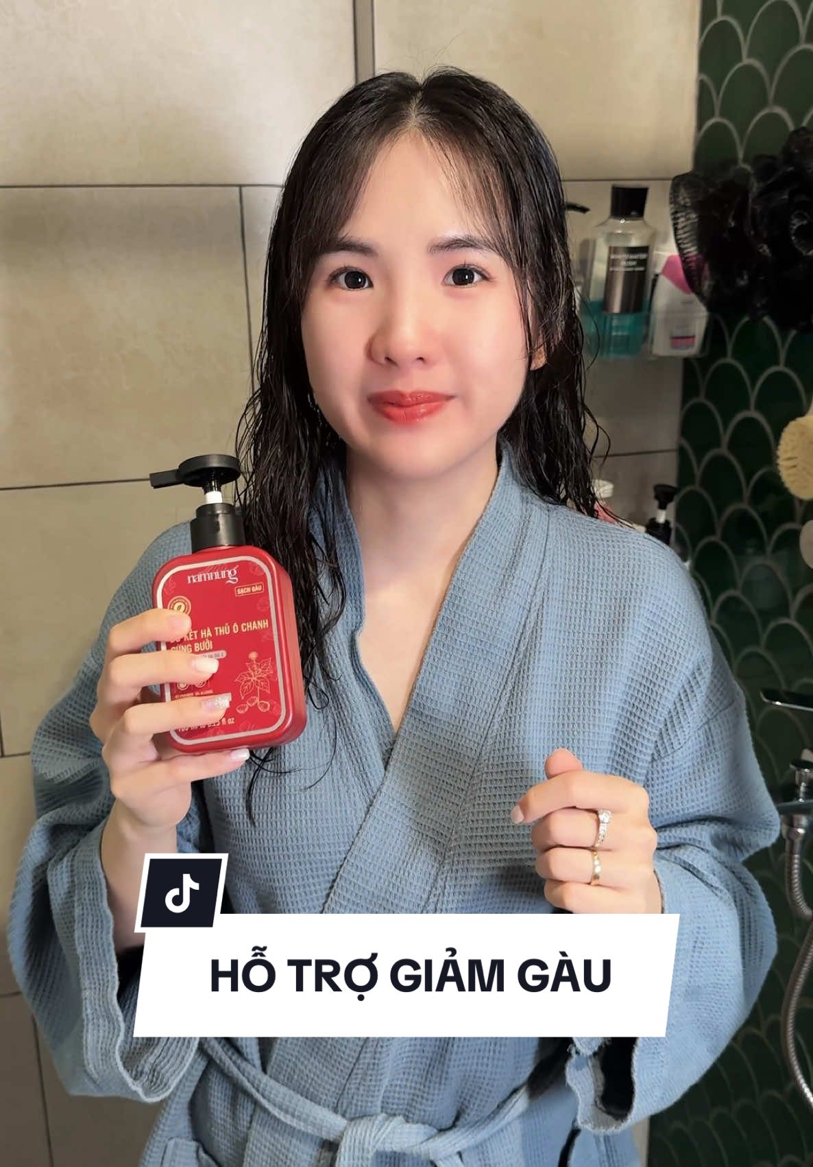 Dầu gội thảo dược namnung hỗ trợ giảm gàu #namnung #giamrung #daugoithaoduoc 