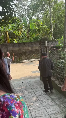 Ngày giạm ngõ của đôi bạn trẻ. Ong đến chúc mừng quá trời #xuhuong #38hatinh #trending #viral #wedding #ledamngo 