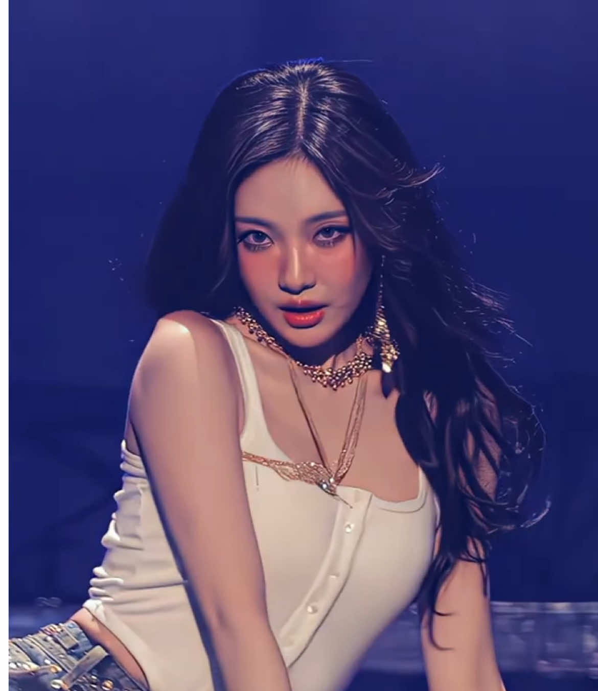 I love this fancam 🙃 #ningning #ningningsolo #ningningaespa #aespaningningedit #aespa #ningningedit #sugarhoney #newedit #edittrend 
