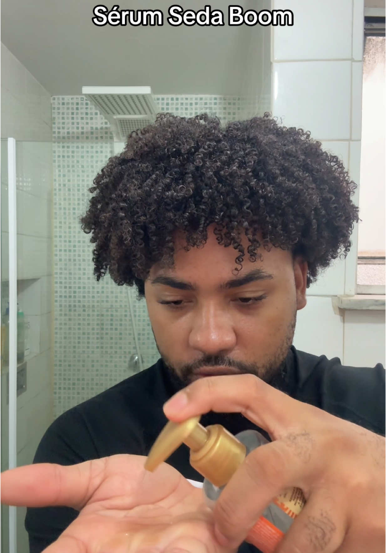 Aquele produto que eu gostaria de ter conhecido antes Sérum Seda Boom. #autocuidado #cabelo #4chair #fyp #man 