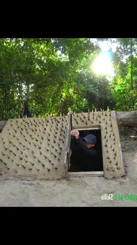 Built a secret shelter under fallen trees #survival #camping#satisfying #solotravel #forest #survivalskills 