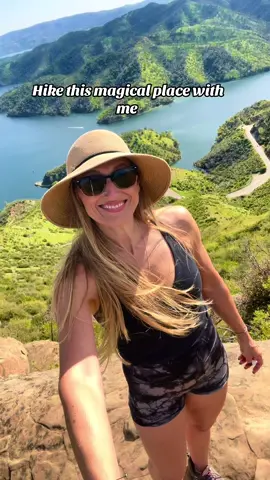 My favorite hike. 5.2 miles 1700 elevation gain up the mountain to this magical ridge line over looking lake Berryessa, wild flowers are in bloom and the lizards are out I stopped counting at 176 🤣. #lakeberryessa #californiaadventure #californiagirls #Hiking #hikingtiktok 