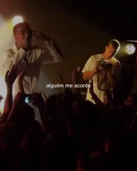 Lil Peep - Moving On (live) #lilpeep #lilpeepedit #lilpeep🖤 #lilpeep4ever #lilpeeplove #movingon #traducao #legendado