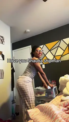 An attempt to cancel out the hate towards Shauna bc ik Shauna lovers don’t wanna see that on their pfp #spineyall02 #fyp #shaunashipman #yellowjackets 