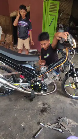 Std harian😇 #mxold #sirkuitrakashimajepara #viralvideo #mx4speed #fypviralシ #4u #masukberanda #xzyabc #mxold #kemstech 