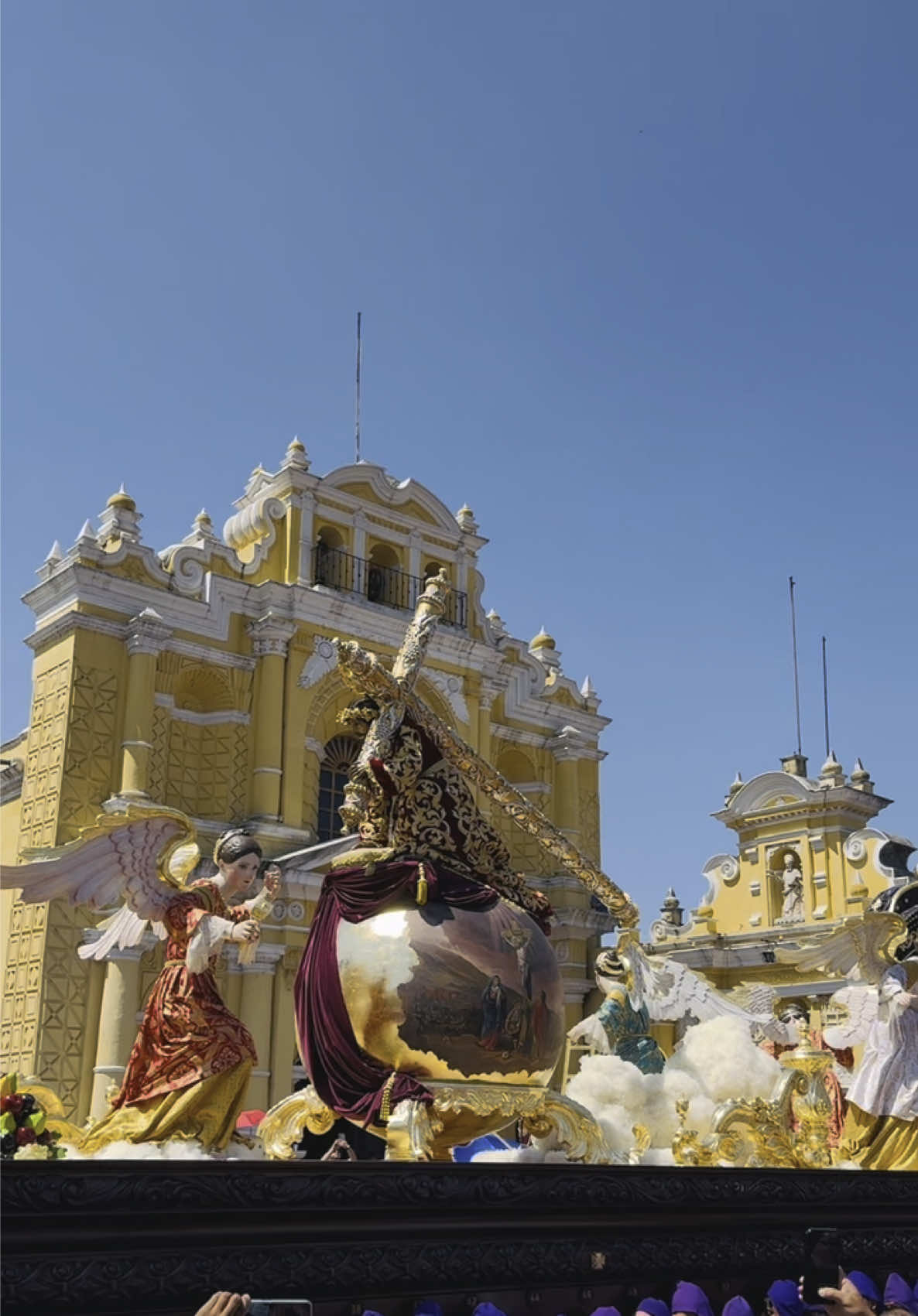 El Soberano De La Caída 💜 Y su paso sobre las obras  Sociales del santo hermano Pedro 🙏🏽 📍Antigua Guatemala  #viralvideo #fyppppppppppppppppppppppp #viraltiktok #amazing #wow #Recuerdos #video #paratiiiiiiiiiiiiiiiiiiiiiiiiiiiiiii #magic #beautiful #impresionante #fyp #amen 