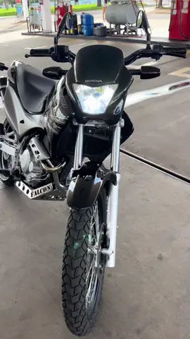 Falcon mais conhecida como trem bala 🚀🤪 #falcon400 🚀#falconfreiodeviatura 🤪🚓