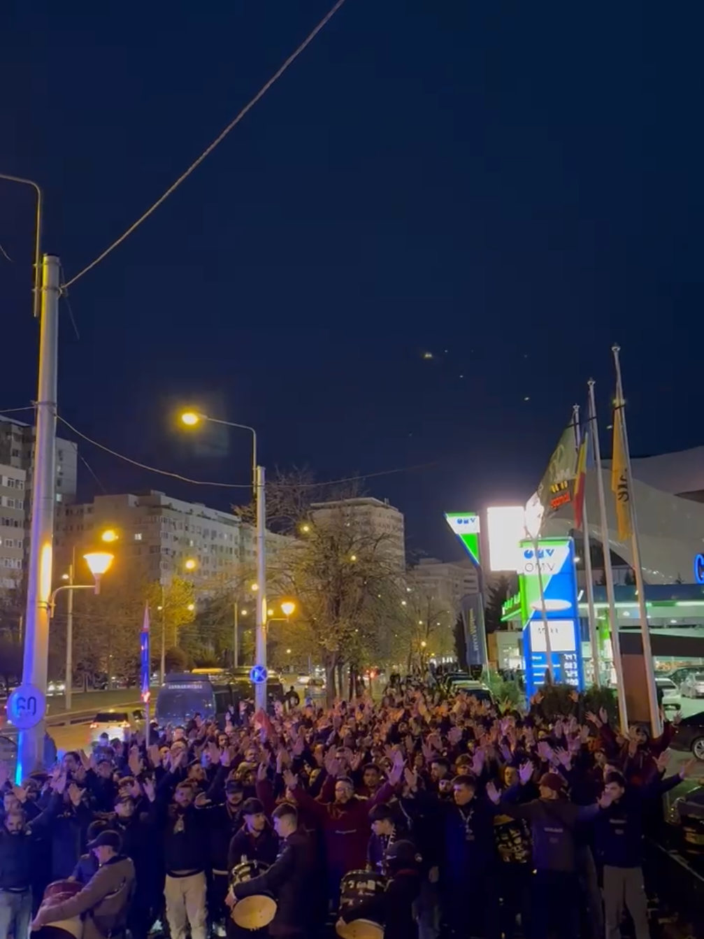 Original & Rahova in drum spre Arena Națională la meciul cu dinamo  #original #original1923 #ahoe #hooligans #CapCutVelocity #CapCut #trend #challenge #viral #fans #foryoupage #bucuresti #ultras #billboardnxt #tiktok #povestitoruldefilm #world #rapidgiulesti #giulesti #rapid #goodthing #goviral #fyp #5pasidebine #bucharest #romanianultras #repost #ultrasworld #fypviralシ #fypviral #fypviraltiktok🖤シ゚☆♡ #fypage #fypdongggggggg #fakesituation #youth #ultrasmoothmoves #stadium #arena #rapidbucuresti #fans #fakepyro #fakepyrotechnick  #support #libertatepentrusuporteri #ultrasiliberi #libertapergliultras #ultrasliberi #acab 