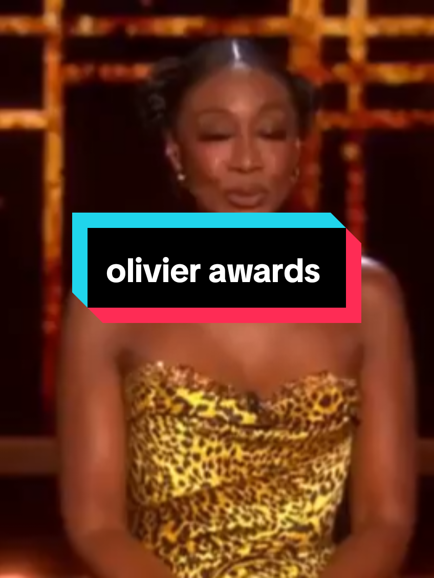 Tom and haley presenting At the olivier awards #haleyatwell #olivierawards #hiddlestoners #twhiddleston 