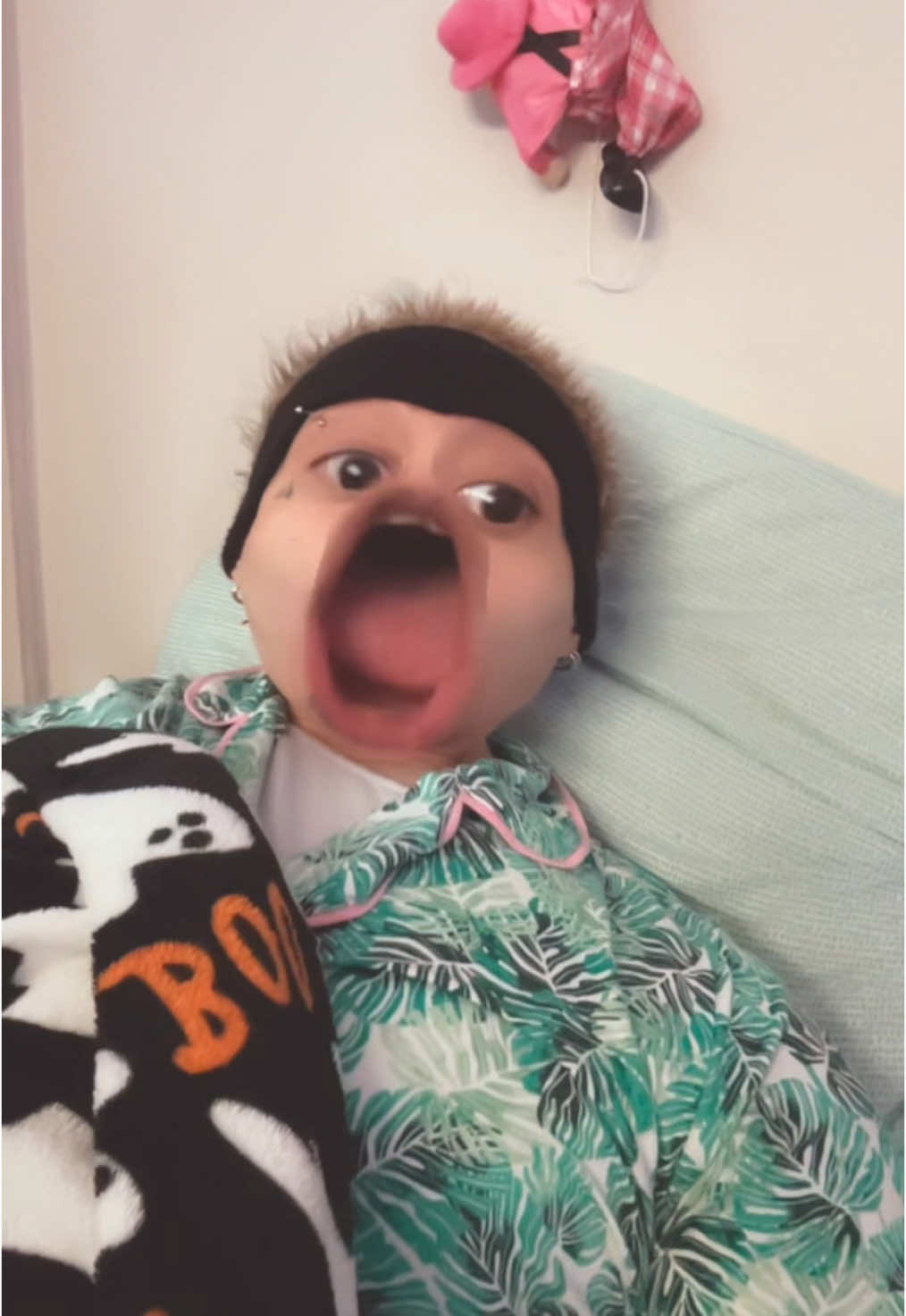 When dad needs to help son fall asleep😆🤣#funnyvideo #comedy
