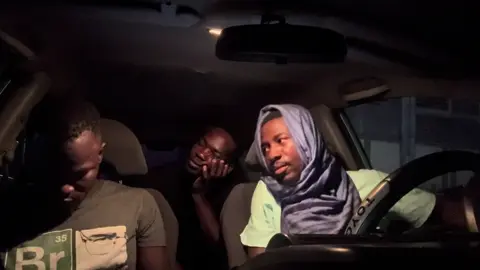 Le feu du quartier 😂 #togolais228🇹🇬 #lometogo🇹🇬 #togo #lométogo228🇹🇬🇹🇬 @joejoestifler @Jules Koffi Official 
