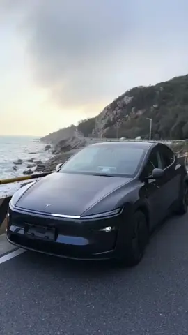 Comment “1000” to receive your discount code in your DM! #tesla #teslamodelyperformance #newtesla #teslacar #modely #newteslamodely  #elonmusk #elonmusknews 