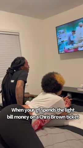 When you give your girl the money to pay the light bill money on the same day @chrisbrownofficial tickets go on sale. 🤦🏾‍♂️😩😂😂😂😂 @Smiley  #Comedy #HeavensNo #Acting #Jokes #Skit #ChrisBrown #Breezy #TeamBreezy #Tour #Concert #Reels #Tiktok 