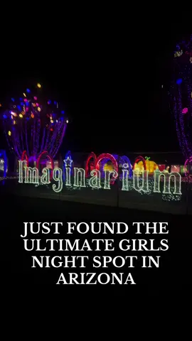 This is your sign to let a clown pull you on stage with your besties 🎪 Promo Code: IvoryWard for ✨ the magic ✨ @Imaginarium #Arizona #AZ #ArizonaCheck #TempeAZ #MesaAZ #DateNight  #ImaginariumMesa #Imaginarium360 