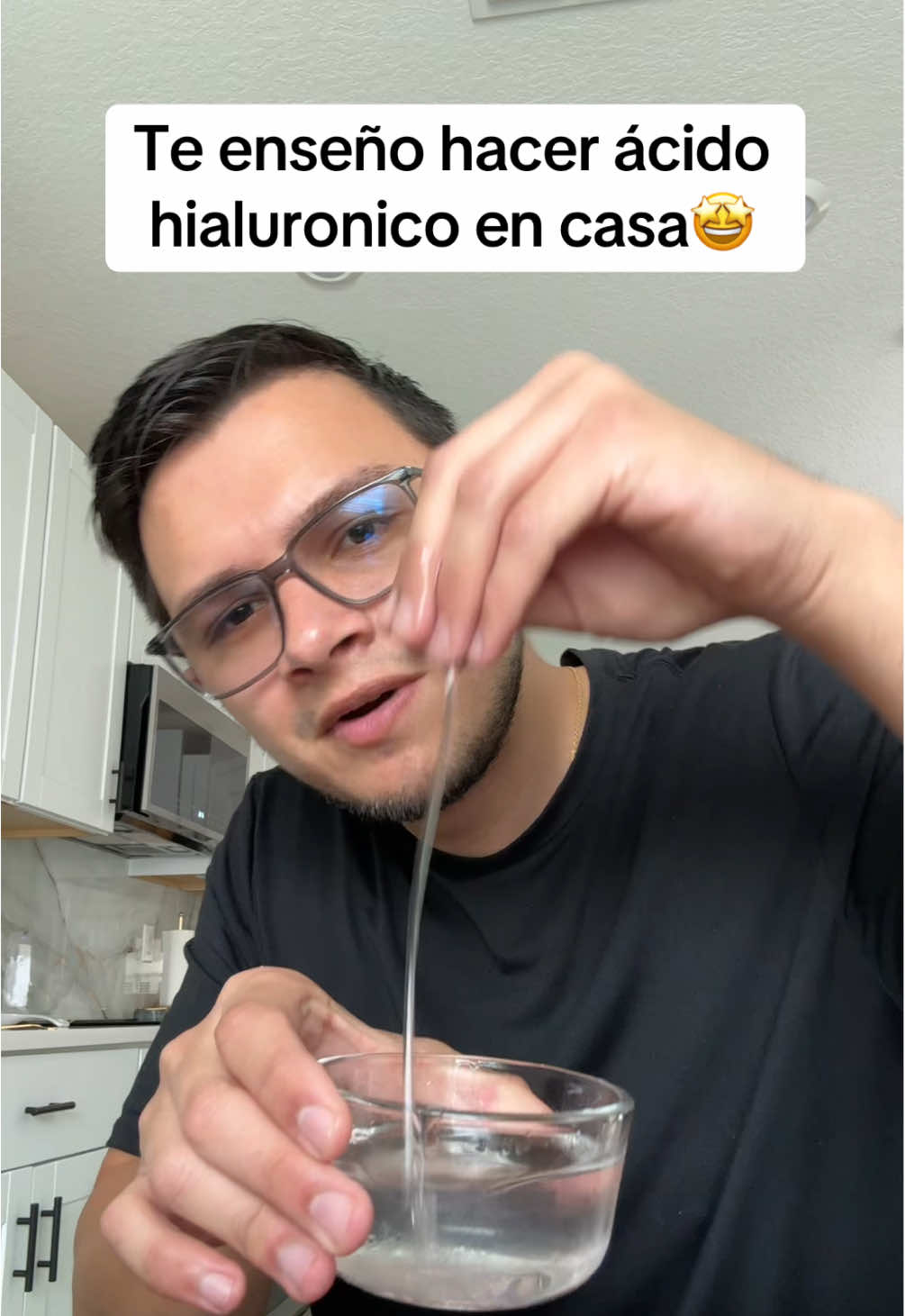 Así podras hacer tu propio ácido hialuronico en casa! #hialuronicadic #acidohialuronico #hyaluronicacidserum #hyaluronicacidpowder #skinserum #microingeidients #skincare #skincareroutine #skincaretips