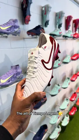 Tag your bro⚽️🔥 #Soccer #football #footballtiktok #soccertiktok #premiumsoccer #premiumsoccerstore #soccerstore #footballstore #soccerstoremontreal #soccerstoretoronto #soccerstorecanada #montreal #toronto #edmonton #vancouver #soccercleats #footballboots #cramponsfootball #foryoupage #fyp #fypage #viral #explorepage #nikefootball #adidasfootball #pumafootball 