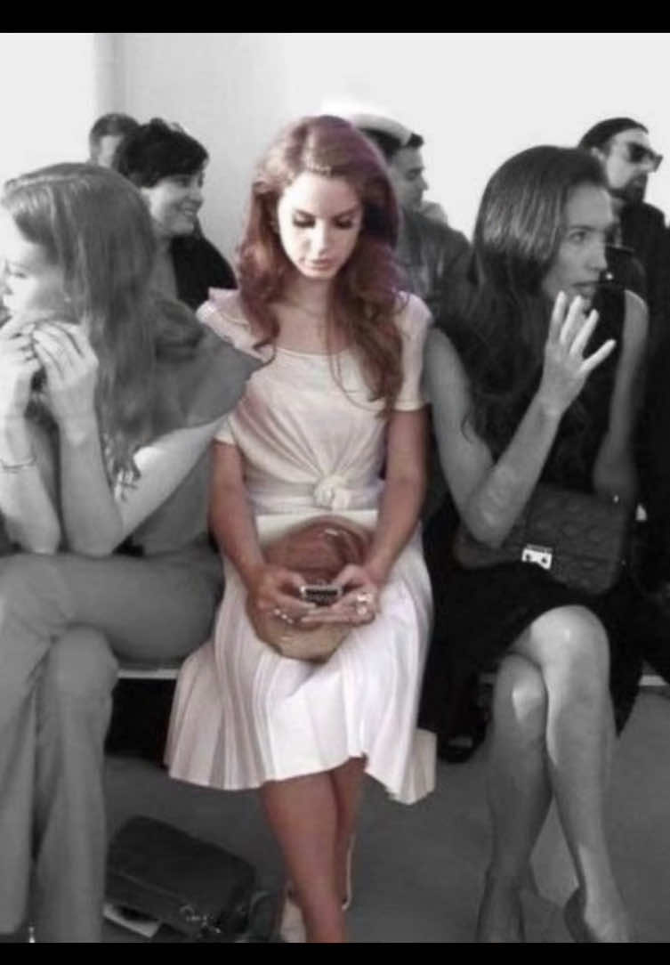 girls core #moodboard #lanatok #girlblogger #humor #girls 