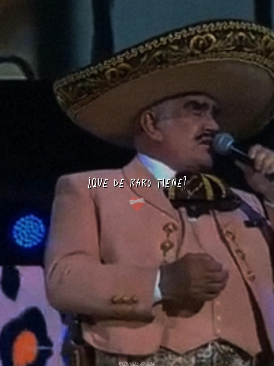 Que De Raro Tiene?  #Letras #Musica #VicenteFernandez #Romanticas #Amor #regionalmexicano #regionalmexicano🇲🇽 #parati #fyp #Dedicar #Mariachi 