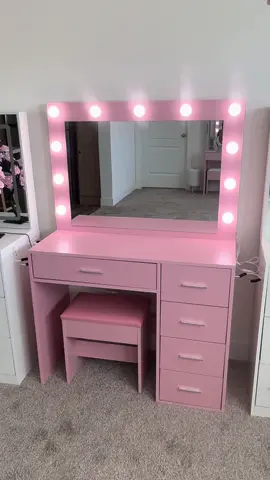 Vanity de 5 cajones color rosa #pinkvanity #vanitymakeup #vanity #vanitydesk #vanitymirror #LEDvanity #makeup #skincare 