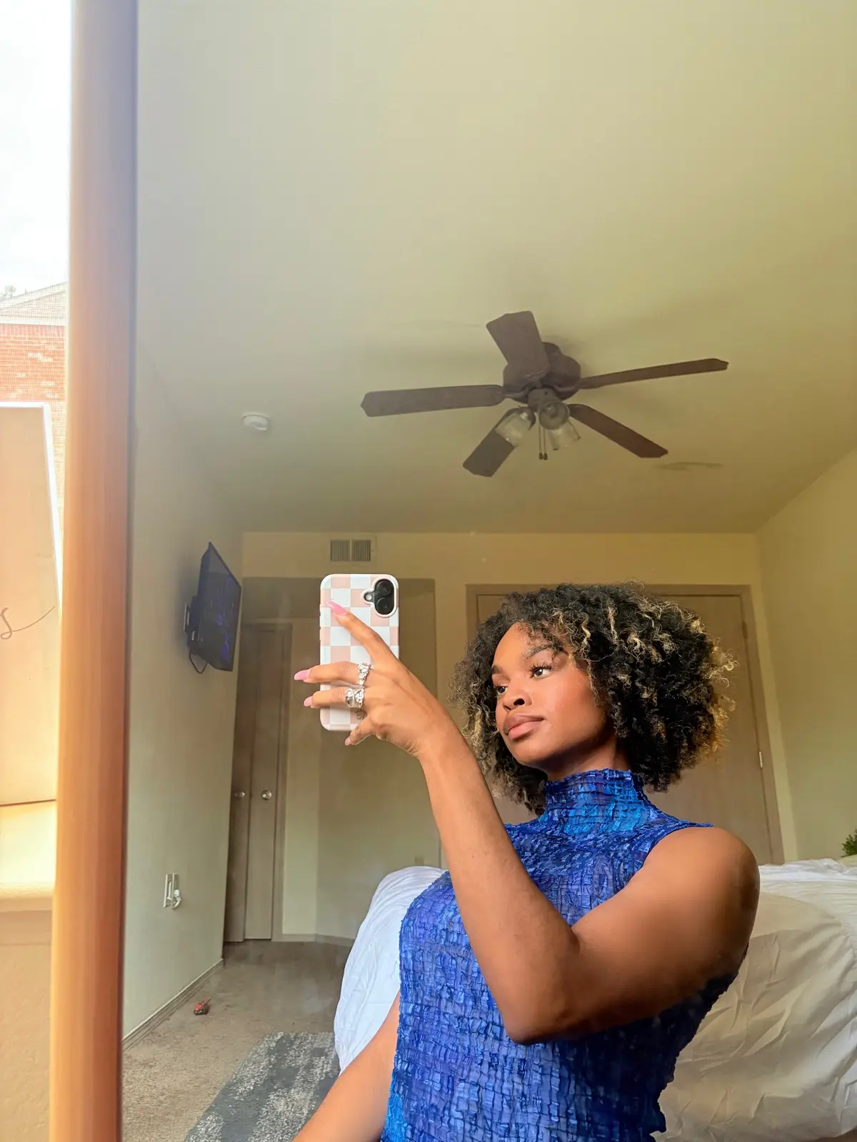 Slow Sunday evening flicks 💫🫶🏽