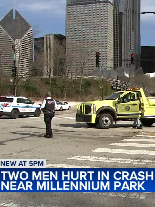 A 19-year-old driver caused a downtown car crash after running a red light Sunday morning near Millennium Park, according to Chicago police. #news #chicagonews #chicago