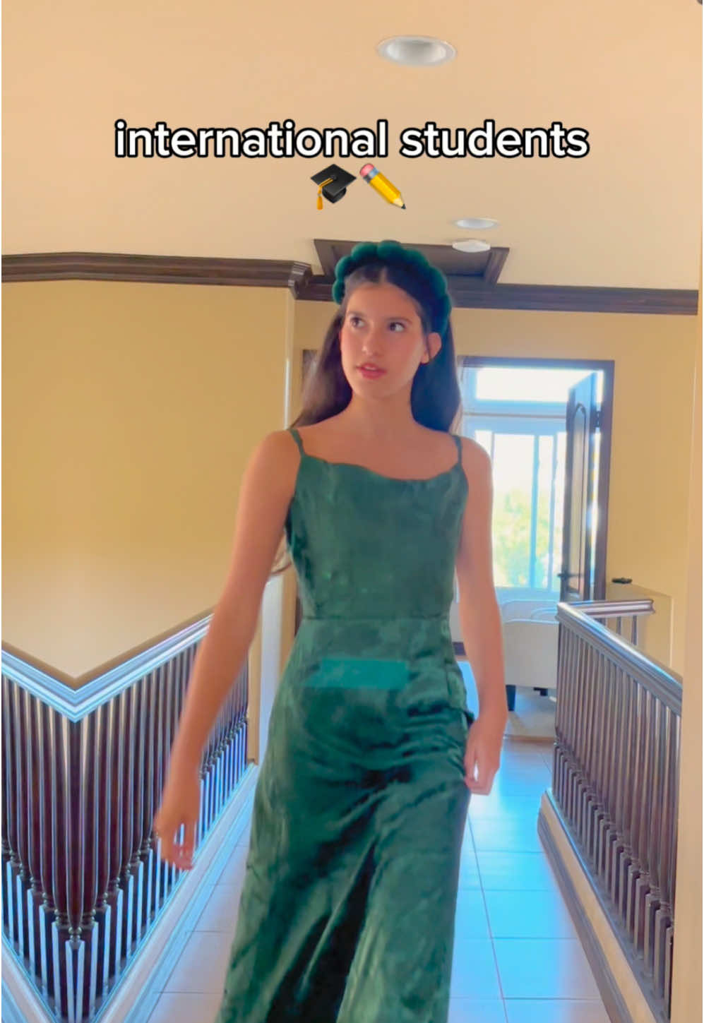 so Majestic ✨⭐️💚 #fyp #trend #school #OOTD #outfit 
