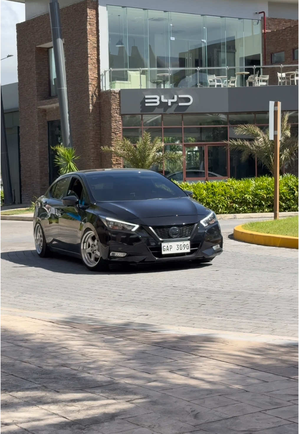 silver on black goes harrd 🤯 #fyp #foryou #nissan #almera #custommisfitz #ubecmags #cartok #airsuspension #ubecmags #n18 #almeraturbo #byd 