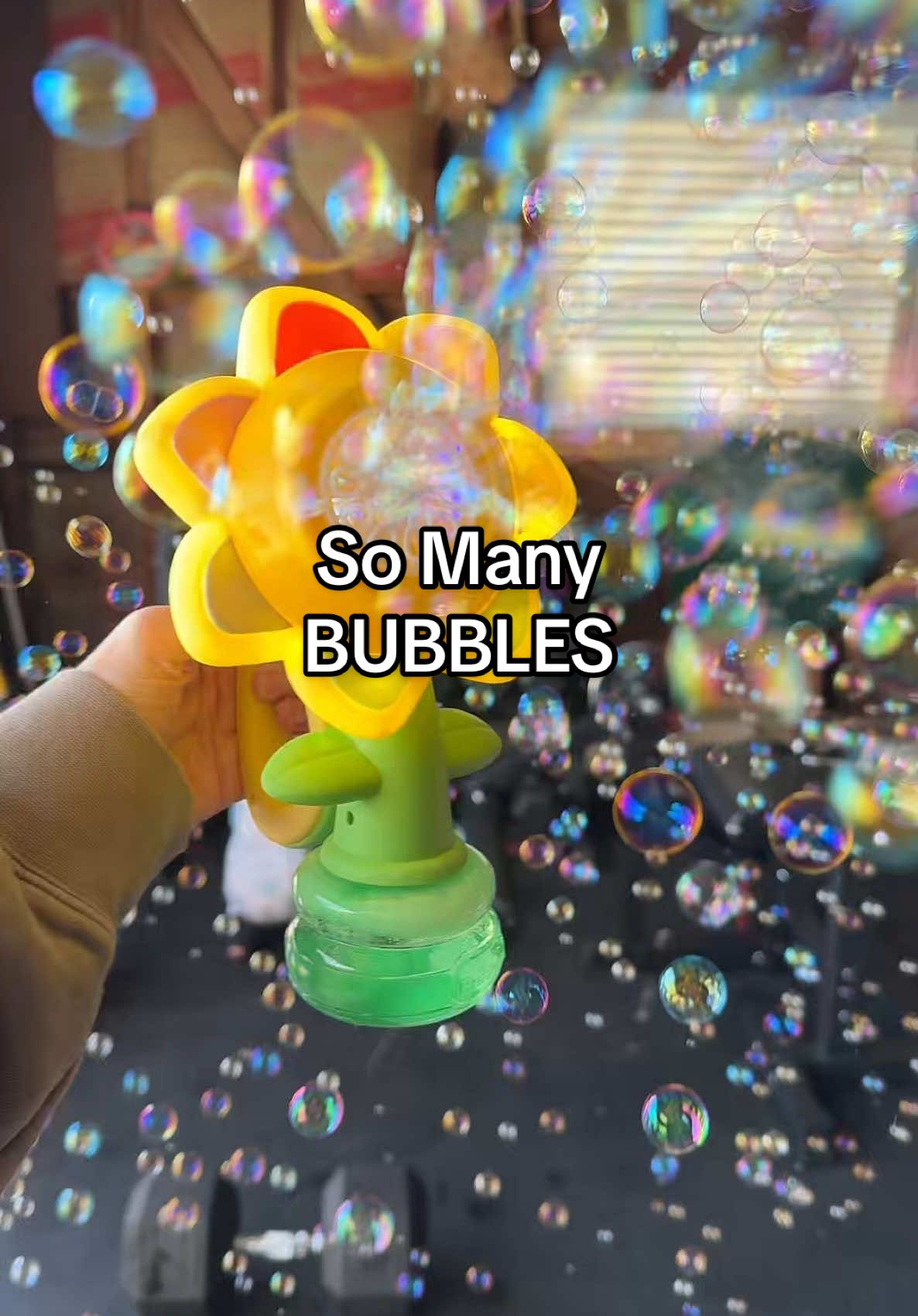 This sunflower bubble machine is amazing! It’s so powerful, rechargeable, and the bubbles are colorful! My kids will not stop asking to play with this!@zontoys 🫧 🫧 ____________________________ #bubbles#bubblemachine#kidstoys#toys#toysforkids#summertoys#toddlertoys#summeractivities#bubbleblower#outdoorfun  