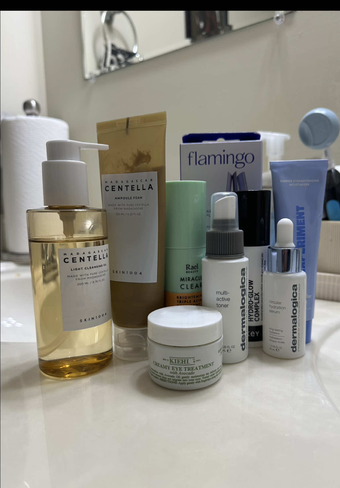 Screenshot the first shot for product info!!! Wishing you a great week 💜 @SKIN1004 US  @Flamingo  @Rael  @Clean Skin Club code: QUEENJ7 @dermalogica  @The INKEY List  @Experiment Beauty  #eveningshift #nighttimeskincare #eveningroutine #sundayreset #sundayskincare #skincareroutine #exfoliation #skincarejourney 