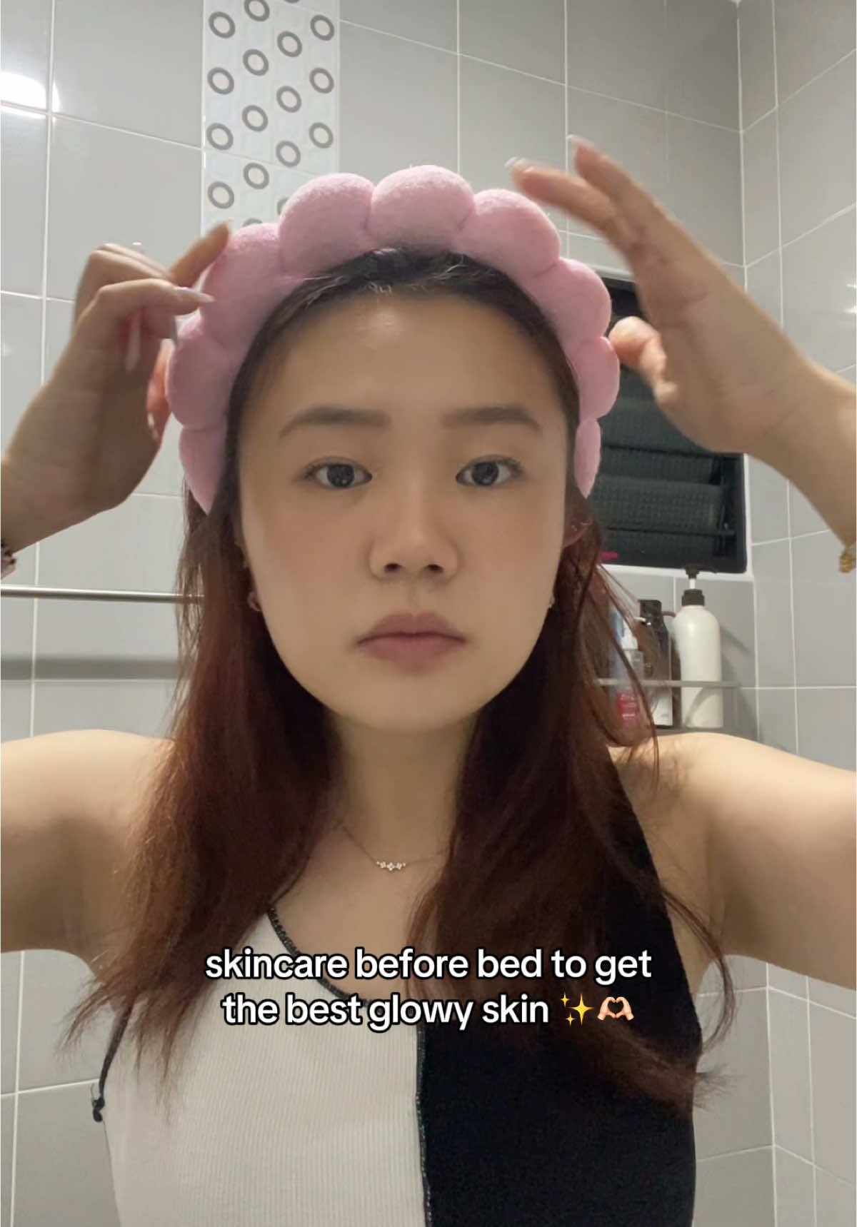 get ready with me for bed 🫶🏻 this is how i get glowy skin everyday ✨  @medicube_SG  #medicube #medicubebestie #miniboosterpro #babybooster #glowbooster #pdrn #kbeauty #beautyhacks #skinbarrier #hydration #glowyskin #acne